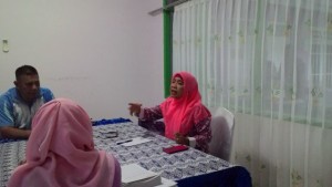 Kepala Dinas Kebersihan dan Pertanaman (DKP) Kabupaten Paser Herwati. (Rapal JKN - Hello Borneo)