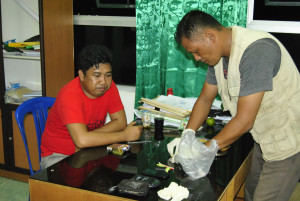 Barang bukti bandar narkoba berinisial AH yang berhasil diamankan Unit Intelijen Kodim 0913 Penajam Paser Utara (AH Ari B - Hello Borneo)