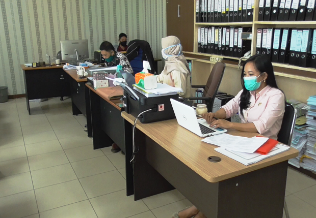 Pegawai BKPSDM Kabupaten PPU
