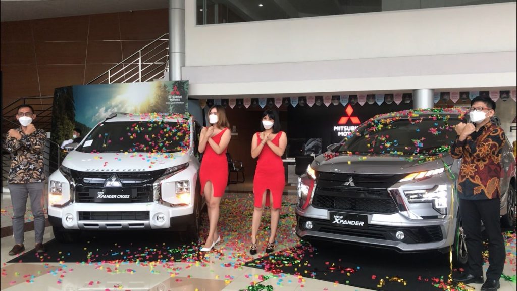 New Xpander dan New Xpander Cross yang membawa konsep ”New Generation Crossover MPV”. (Ist)