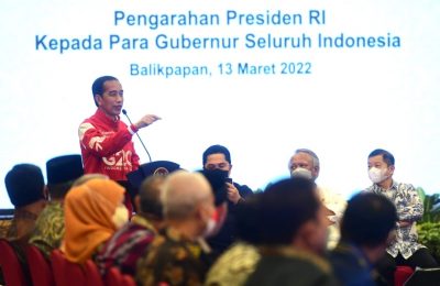 Jokowi saat memberikan arayan kupada Gubernur se-Indonesia. (Ist)
