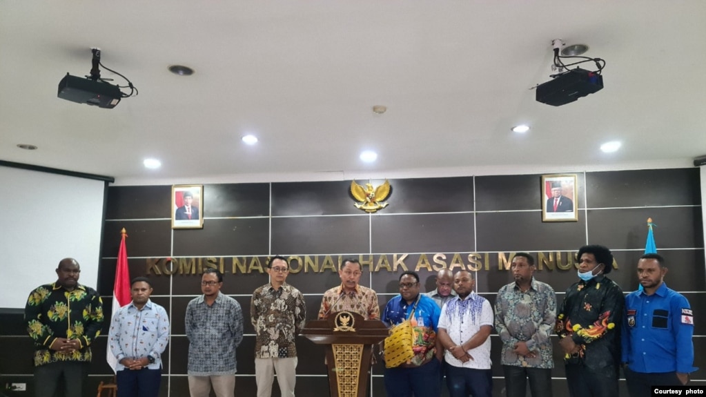 Perwakilan Dewan Perwakilan Rakyat Papua dan Koalisi Rakyat Papua di kantor Komnas HAM di Jakarta, Senin (26/9). (Foto: Komnas HAM)