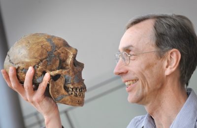 Ilmuwan Swedia Svante Paabo di Leipzig, Jerman, 27 April 2010. (Foto: via AP)