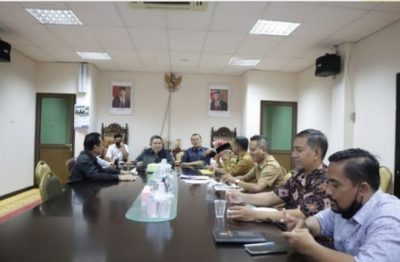 Rapat Pansus I membahas Reperd BPD. (ESY)