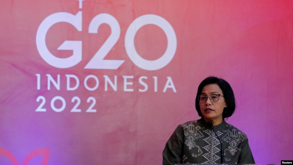 Menteri Keuangan Sri Mulyani Indrawati berbicara saat peluncuran dana pandemi, menjelang KTT G20 di Nusa Dua, Bali, 13 November 2022. REUTERS/Willy Kurniawan