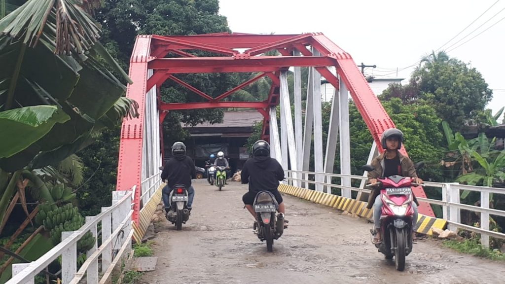 Jembatan Lampihong di Kabupaten Balangan. (Ist)