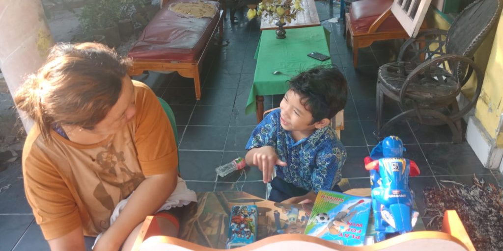 Pendidikan Bahasa daerah bisa dimulai dari rumah. (Ist)