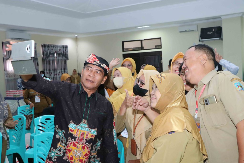 Gubernur Kalimantan Utara (Kaltara), Zainal A. Paliwang. (Ist)