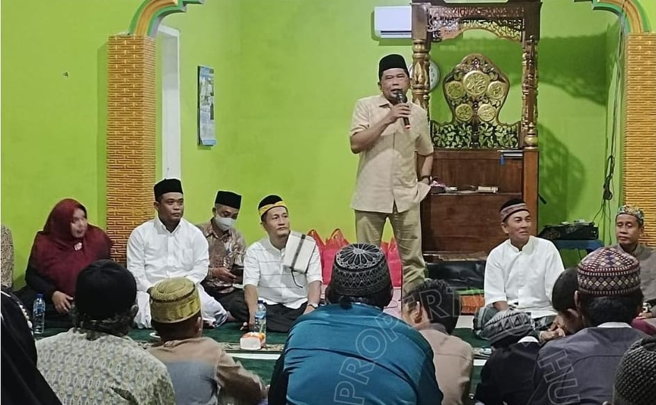 Bupati PPU menghadiri peringatan Isra Mi'raj Nabi Muhammad SAW di Desa Api-api. (Ist)