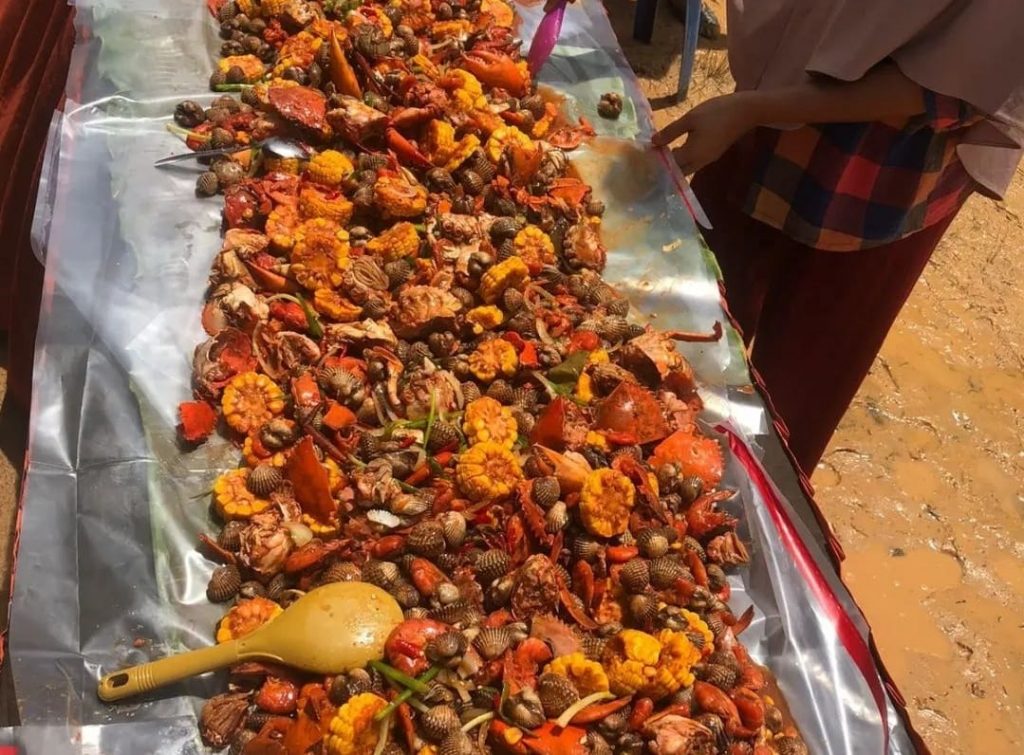 200 Kilogram Boga Bahari Disajikan Bagi 400 Pengunjung Festival Seafood. (Ist)