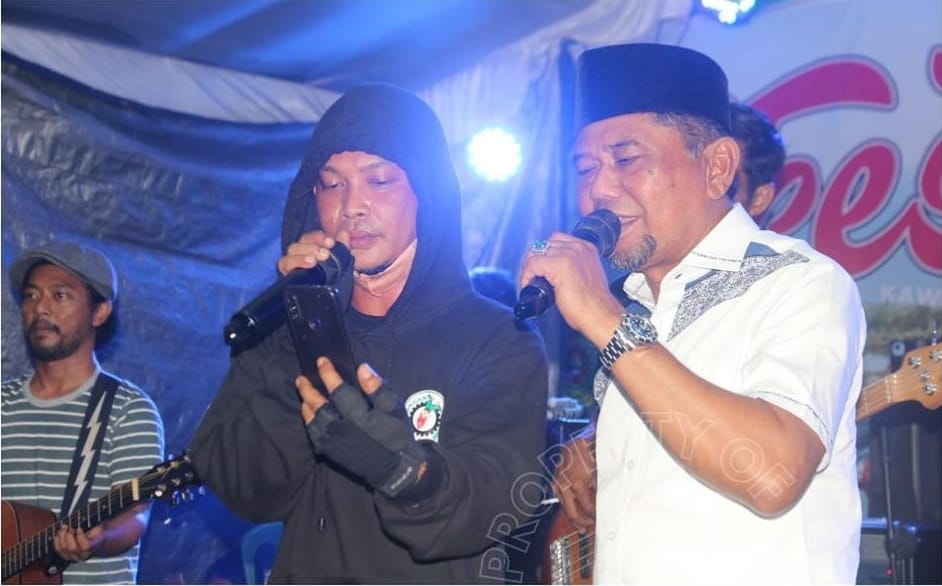 Bupati PPU, Hamdam bersama Vokalis Band Labrank. (Ist)