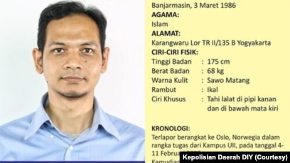 Ahmad Munasir Rafie Pratama dilaporkan bertugas ke Oslo, Norwegia pada 4-11 Februari. Hilang kontak setelah komunikasi terakhir di Istanbul.