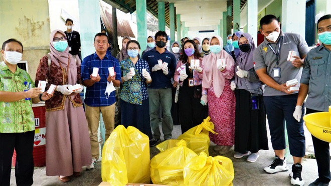 Pemusnahan Sediaan Farmasi dan Laboratorium Kedaluwarsa. (Ist)