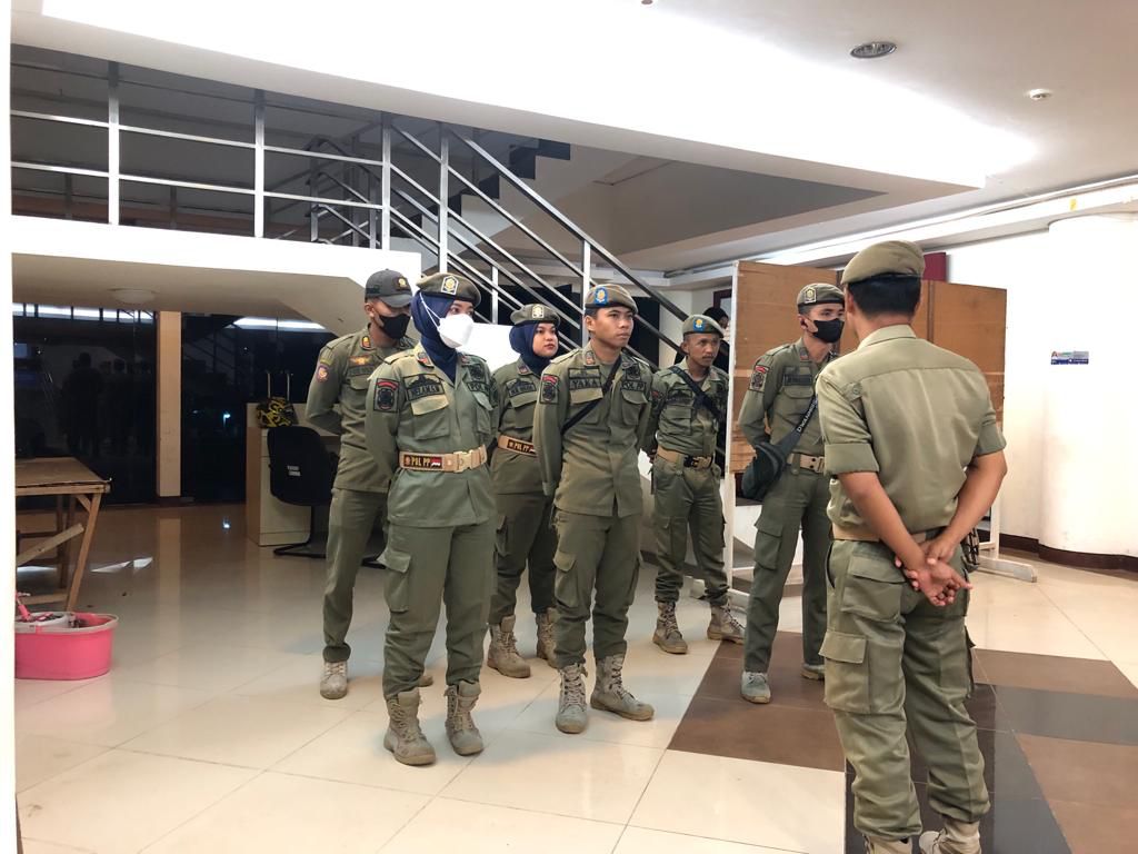 Personil dari Satuan Polisi Pamong Praja (Satpol PP) Kabupaten Penajam Paser Utara (PPU). (Ist)