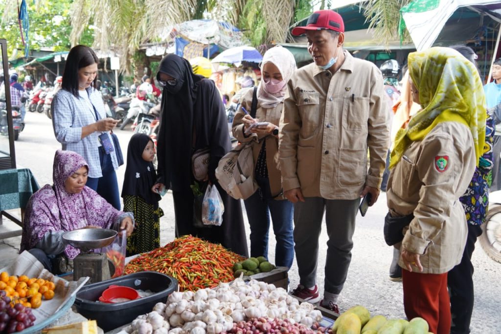 Sidak Pasar Keramat Sampit. (Ist)
