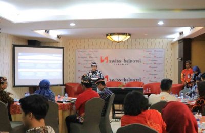 Gubernur Kalimantan Utara, Zainal A Paliwang. (Ist)