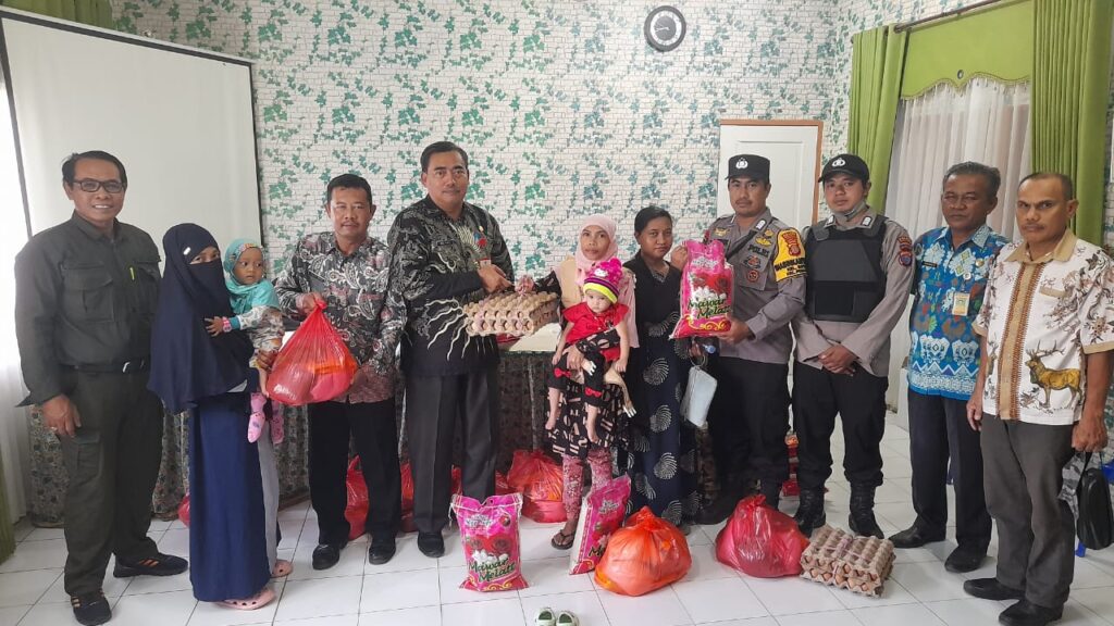 Pembagian bantuan oleh Dinas Ketahanan Pangan Kabupaten PPU, Juni 2023 lalu. (Ist)