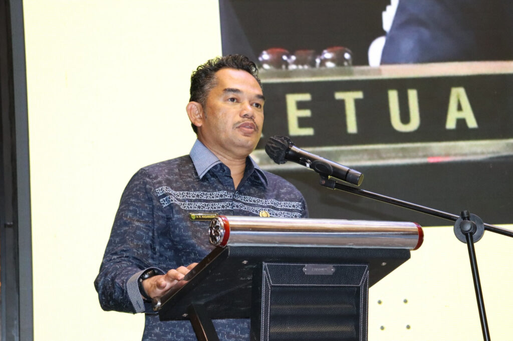 Ketua DPRD Kaltim Hasanuddin Mas’ud saat memberikan arahan pada acara Rakor Forkopimda di Ballroom Hotel Mercure Samarinda. (Ist)