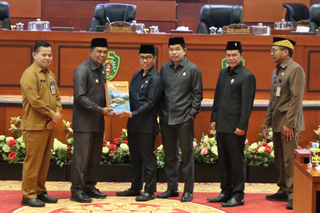 Penyampaian berakhirnya masa jabatan Bupati Penajam Paser Utara. (Ist)