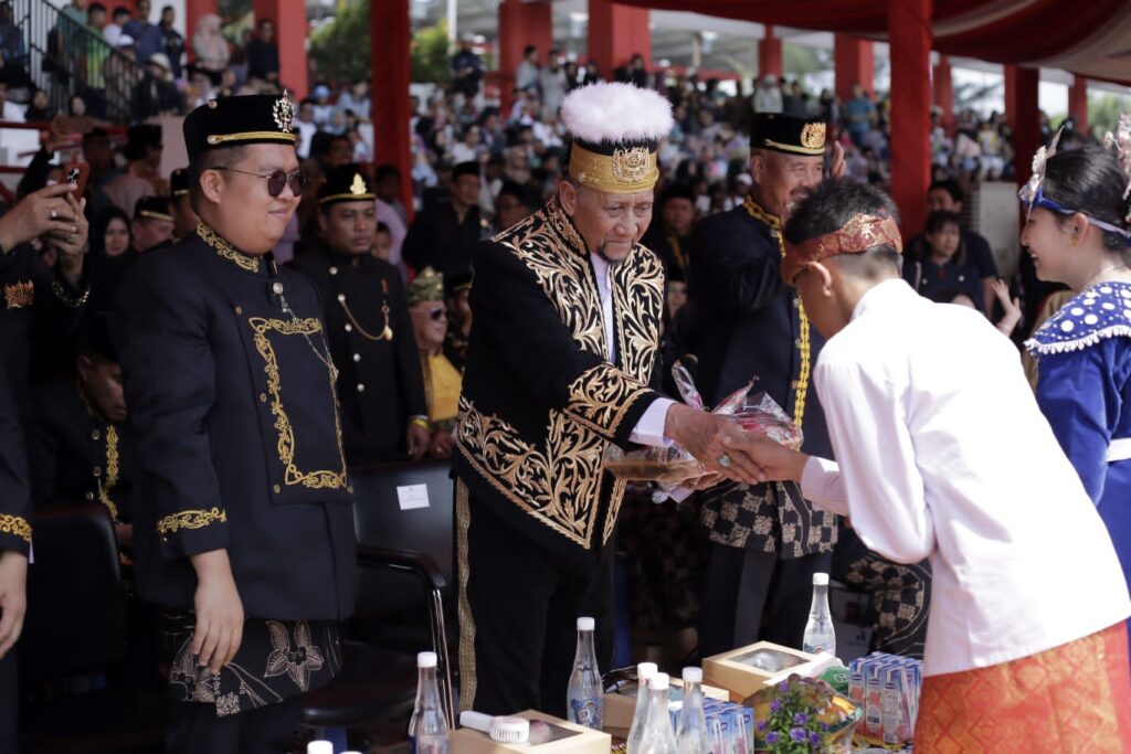 Tradisi Erau di Kabupaten Kutai Kartanegara. (Ist)