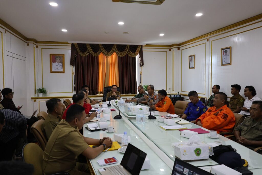 Pj Bupati PPU Makmur Marbun Melakukan Rapat Terpadu. (Ist)