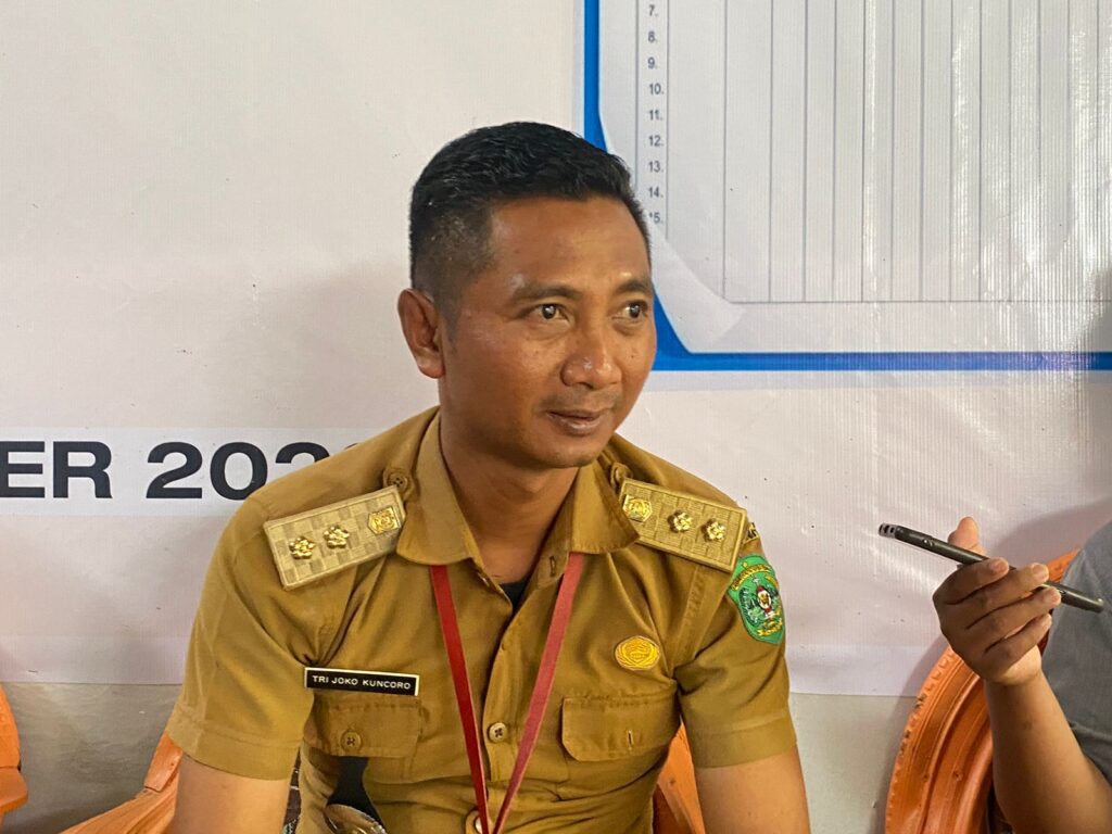 Lurah Maluhu, Tri Joko Kuncoro. (Ist)