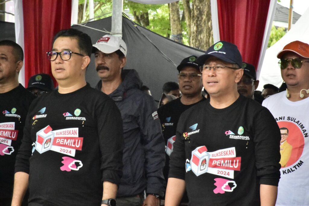 Wakil Ketua DPRD Kaltim Sigit Wibowo ketika mengikuti jalan santai sekaligus Deklarasi Damai Pemilu serentak 2024. (Ist)