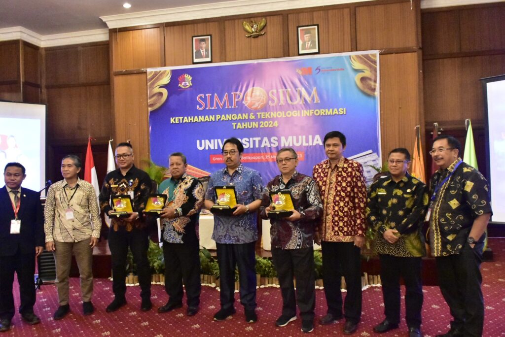 Wakil Ketua DPRD Kaltim Sigit Wibowo menghadiri acara simposium Universitas Mulia dalam rangka ketahanan pangan dan teknologi informasi 2024. (Ist)