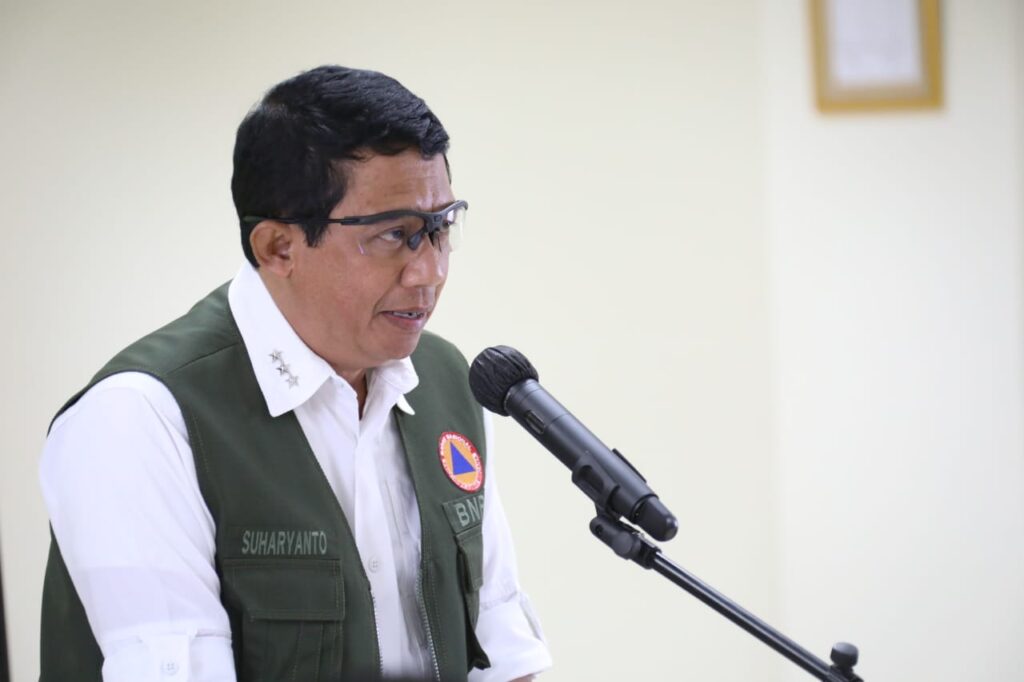 Kepala BNPB Suharyanto berdialog dengan Menteri Keuangan Sri Mulyani Indrawati. (Ist)
