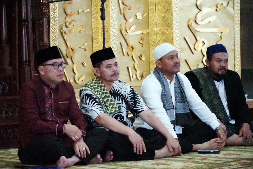 Pj Bupati PPU, Makmur Marbun dan Sekda Kabupaten PPU, Tohar. (Ist)