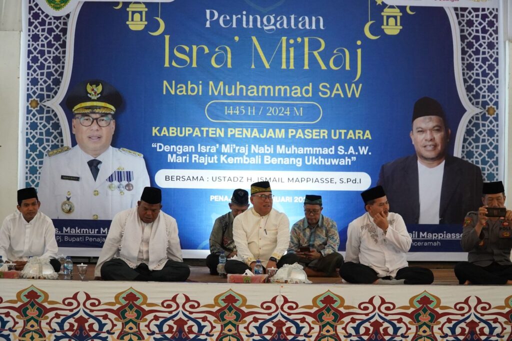 Pj Bupati PPU, Makmur Marbun Hadiri Peringatan Isra Mikraj. (Ist)