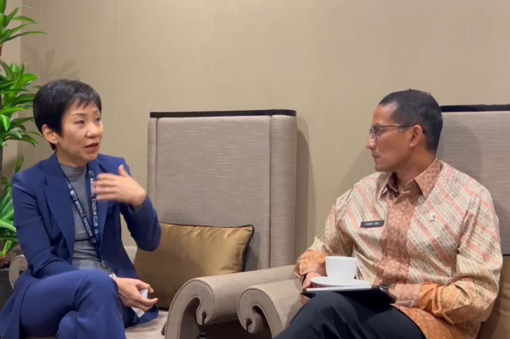 Menparekraf RI Sandiaga Salahuddin Uno saat bertemu Menteri Keberlanjutan dan Lingkungan sekaligus Pejabat Menteri Perdagangan dan Industri Singapura, Grace Fu Hai Yien dalam kunjungannya ke Singapura, Jumat (8/3/2024) lalu. (Ist)