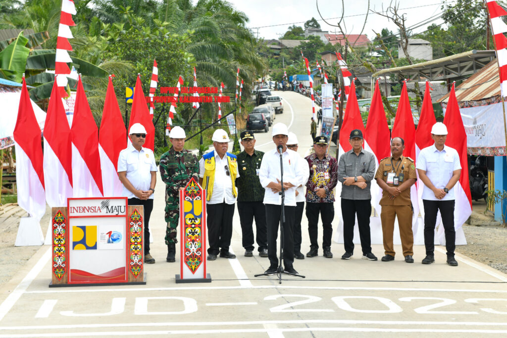Presiden saat meresmikan sejumlah infrastruktur di Penajam Paser Utara (PPU) Kaltim. (Ist)