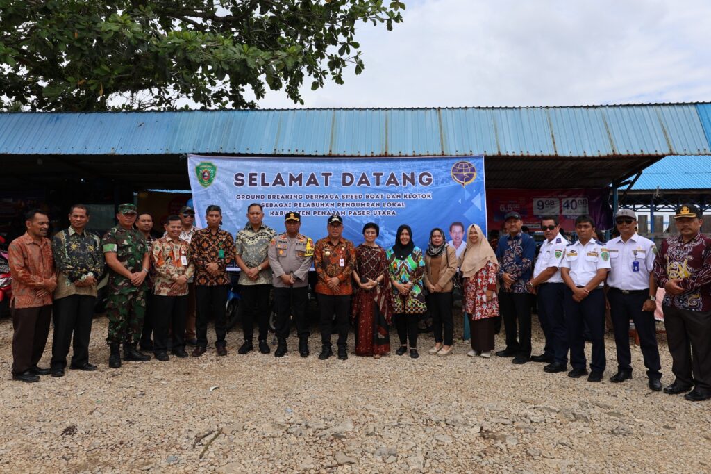 Pj Bupati PPU Groundbreaking Dermaga Speed boat dan Kapal Klotok Sebagai Pelabuhan Pengumpan Lokal. (Ist)