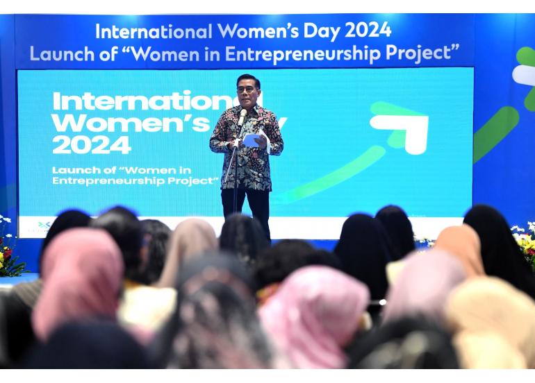 Staf Ahli Menteri Koperasi dan UKM Rully Nuryanto saat acara peluncuran program Women in Entrepreneurship Standard Chartered for UMKM. (Ist)
