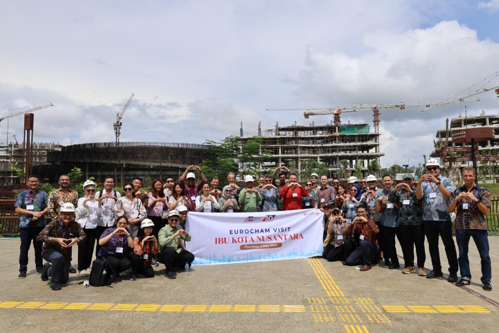 European Business Chamber Commerce for Indonesia (EuroCham) bersama Duta Besar Uni Eropa untuk Indonesia dan Brunei Darussalam untuk melihat potensi investasi dan kemajuan progres pembangunan di Nusantara. (Ist)