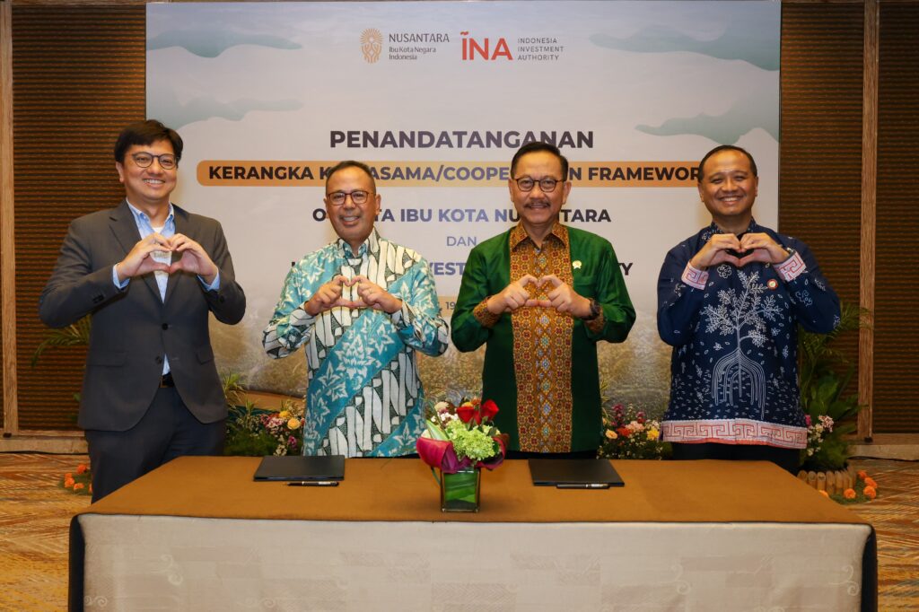 Penandatanganan dokumen kemitraan strategis Otorita IKN dan INA. (Ist)