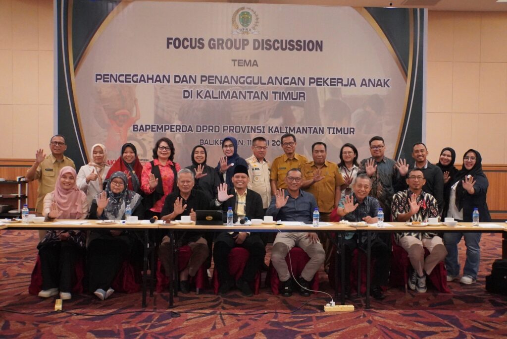 Bapemperda Kaltim saat Gelar Forum Group Discussion. (Ist)