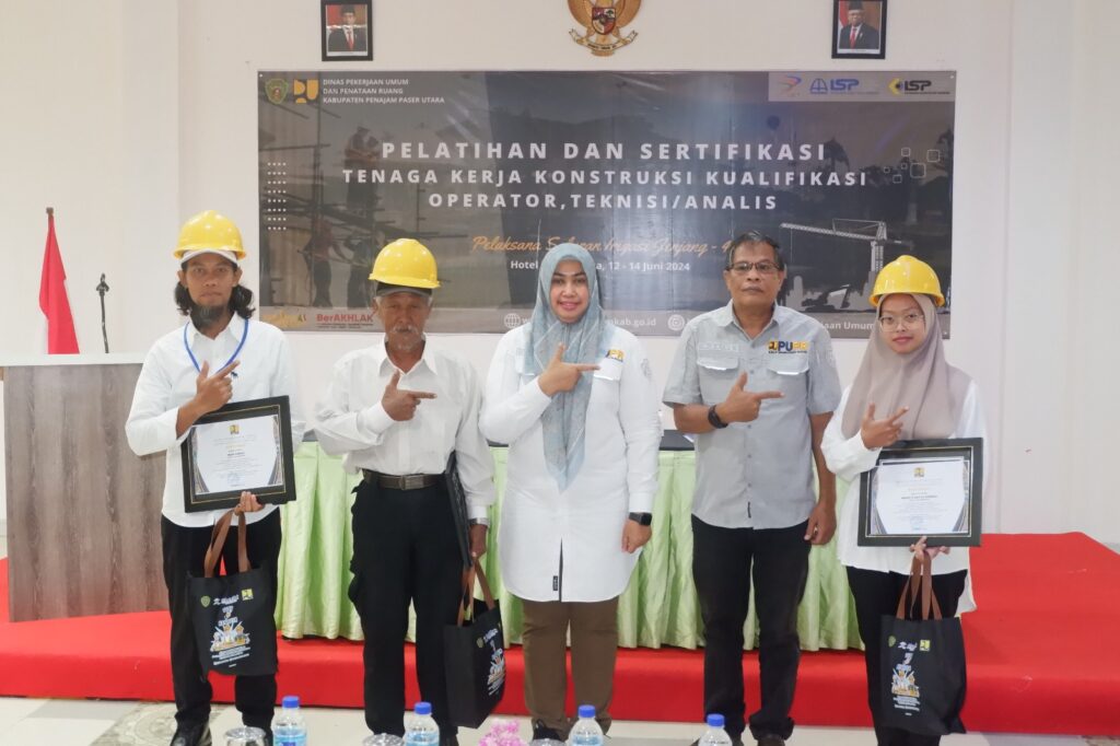 Pelatihan dan sertifikasi tenaga kerja kontruksi kualifikasi operator dan teknisi/analis. (Ist)