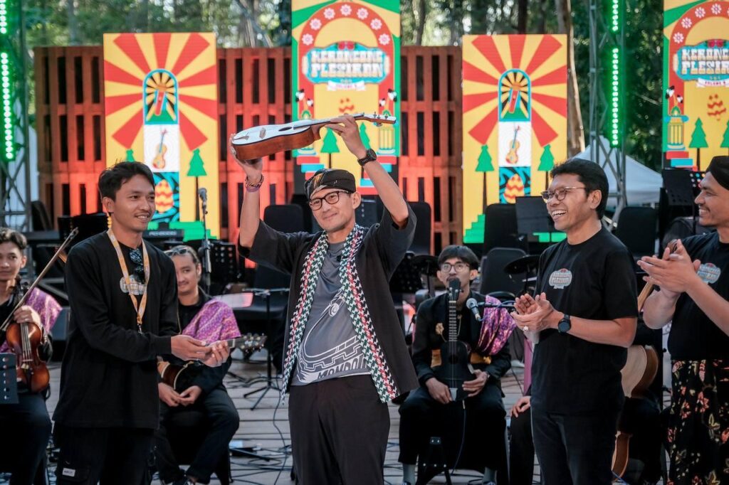 Menparekraf Sandiaga Salahuddin Uno saat hadir di event Keroncong Plesiran 2024. (Ist)