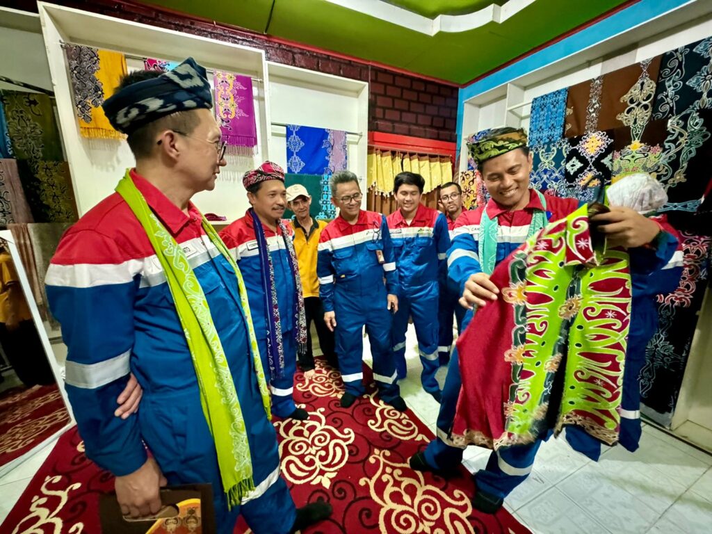 Dirut PT Pertamina Hulu Indonesia Kunjungi Program CSR untuk Kaum Difabel. (Ist)