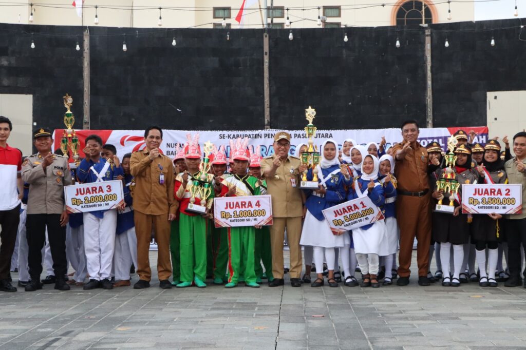 Penutupan Lomba Gerak Jalan Tingkat SD, SMP, SMA/Sederajat dan Instansi/Umum. (Ist)