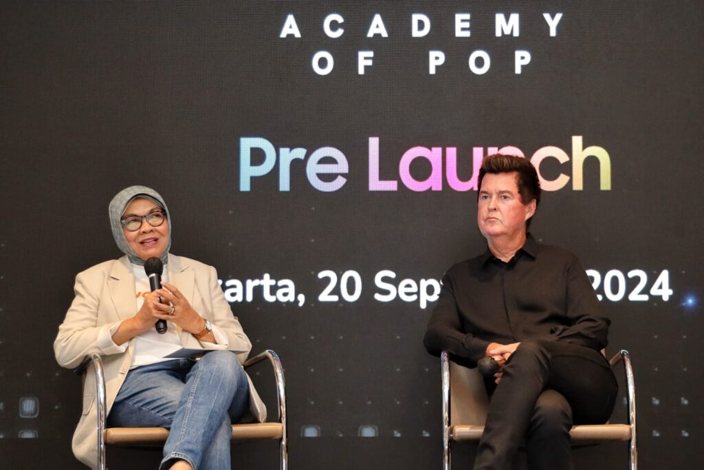 Pencipta American Idol Simon Fuller, BNI dan PT Telekomunikasi Selular berkolaborasi untuk membuka jalan bagi talenta muda Indonesia agar bersinar di kancah internasional. (Ist)