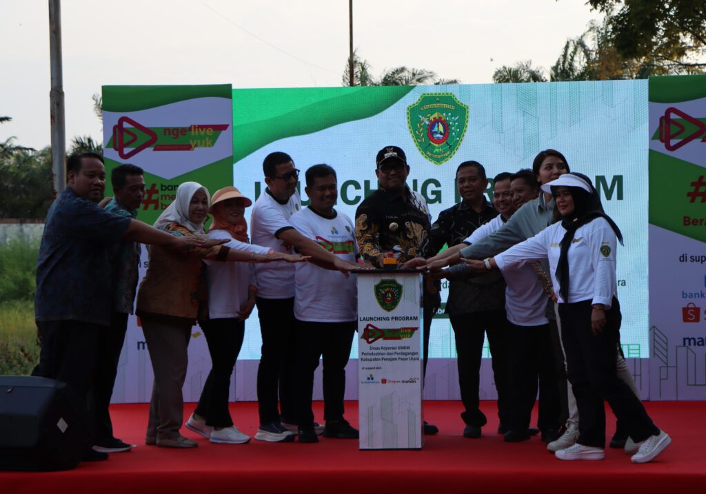 Launching program "Ngelive Yukk!" di Pasar Induk Penajam. (Ist)