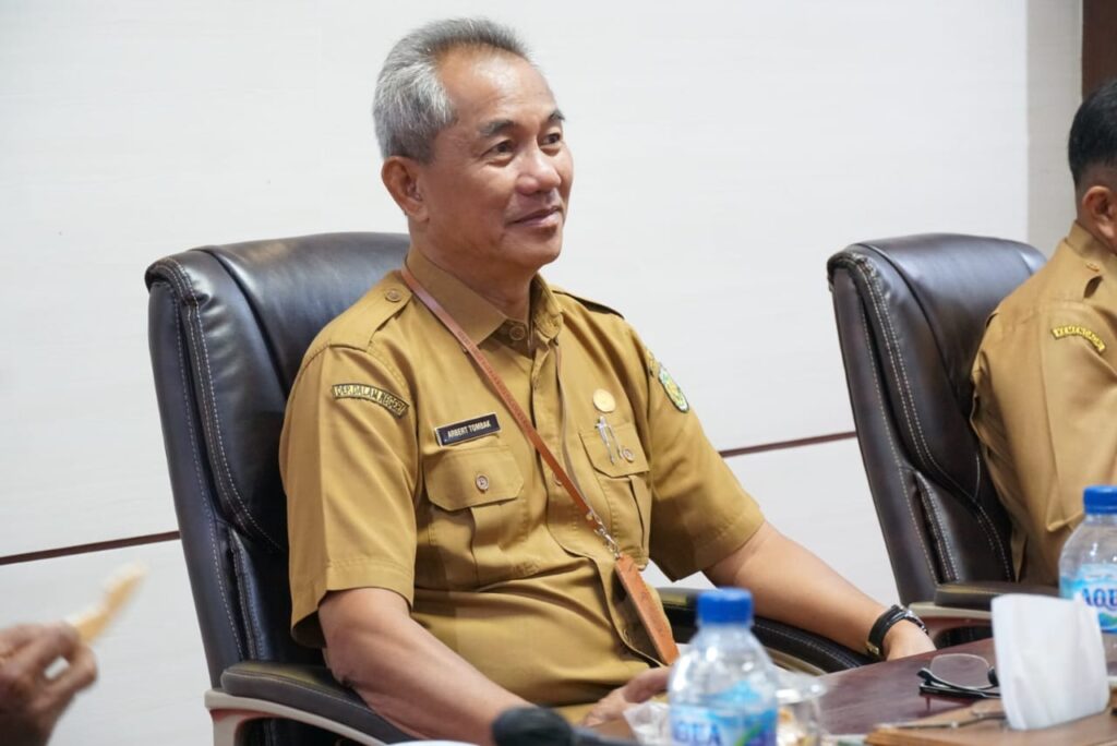 Pj Sekretaris Daerah Kota Palangka Raya, Arbert Tombak. (Ist)