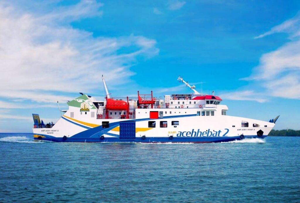 KMP Aceh Hebat 2 melayani rute penyeberangan Ulee Lheue - Balohan. (Ist)