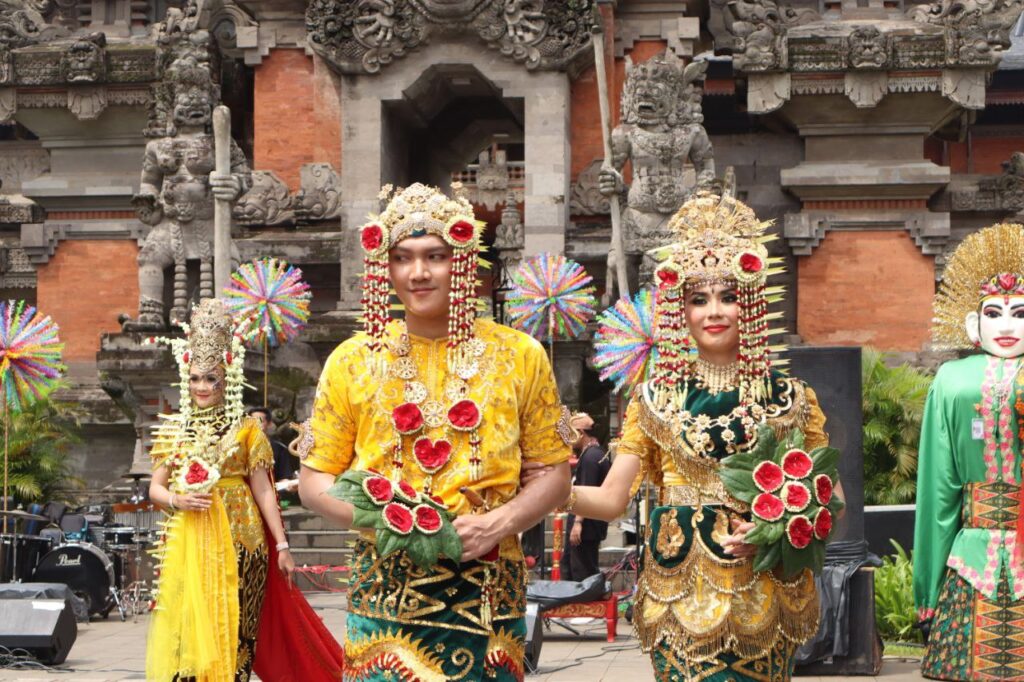 Pemprov gelar Pesona Wastra dan Kuliner Kalsel. (Ist)