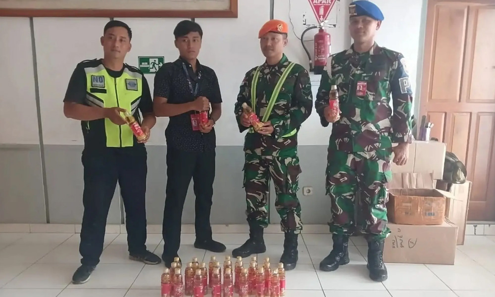 Satgas Kopasgat Gagalkan Penyelundupan 33 Botol Miras. (Ist)
