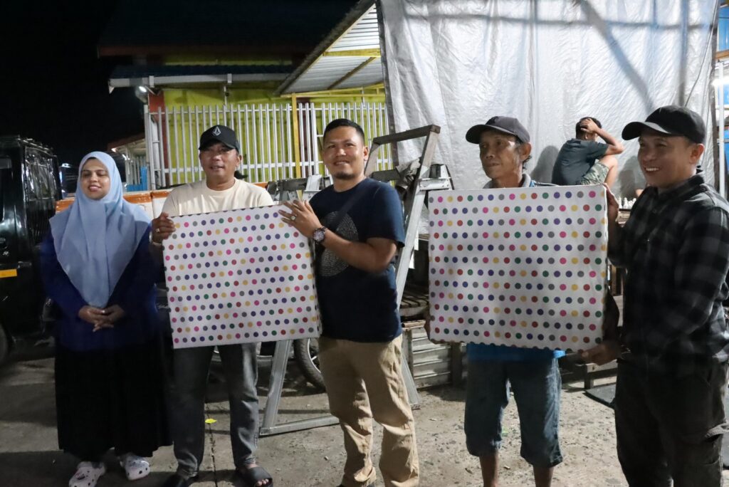 Apresiasi tersebut diberikan kepada penyewa kios serta juga penyewa gedung di kawasan Pelabuhan Perikanan Banjarmasin. (Ist)