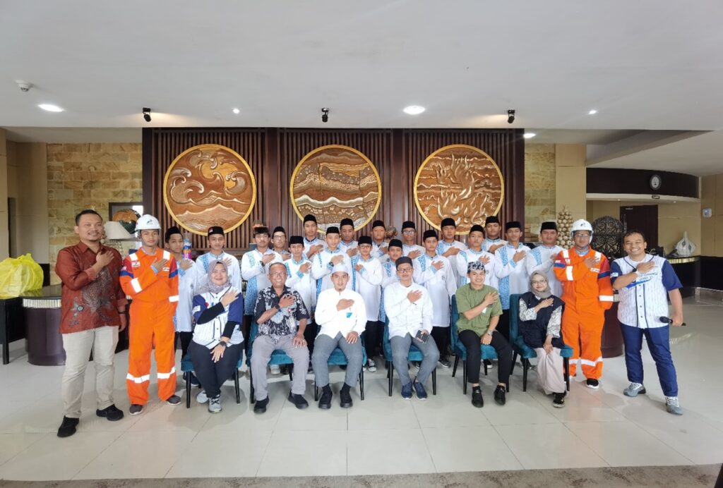 PHKT menerima kunjungan studi banding siswa SMA Luqman Al-Hakim. (Ist)